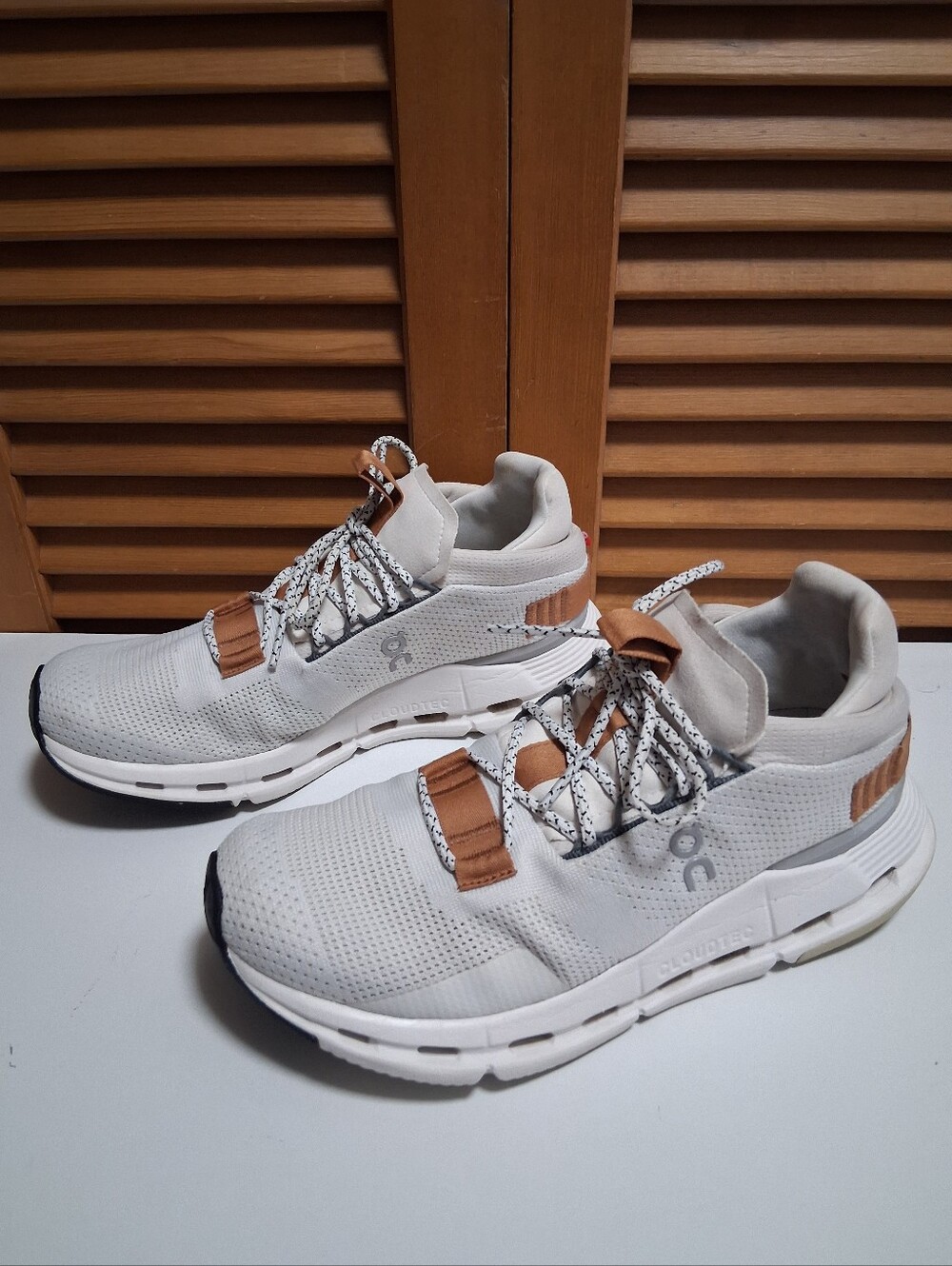 On Cloudnova White/Pearl Women’s Sneaker * Size: 7.5